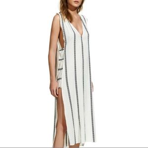 VIX NAVY AND WHITE TRIBAL COVERUP